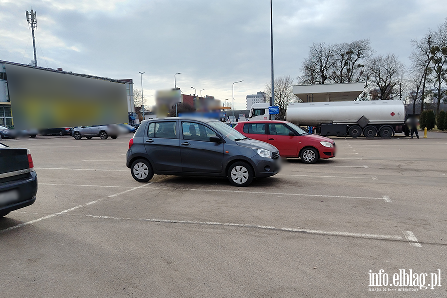 Mistrzowie Parkowania w Elbl�gu (cz�� 454), fot. 4