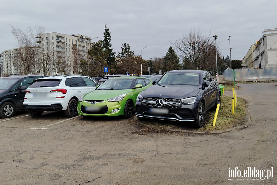 Mistrzowie Parkowania w Elbl�gu (cz�� 454), fot. 7