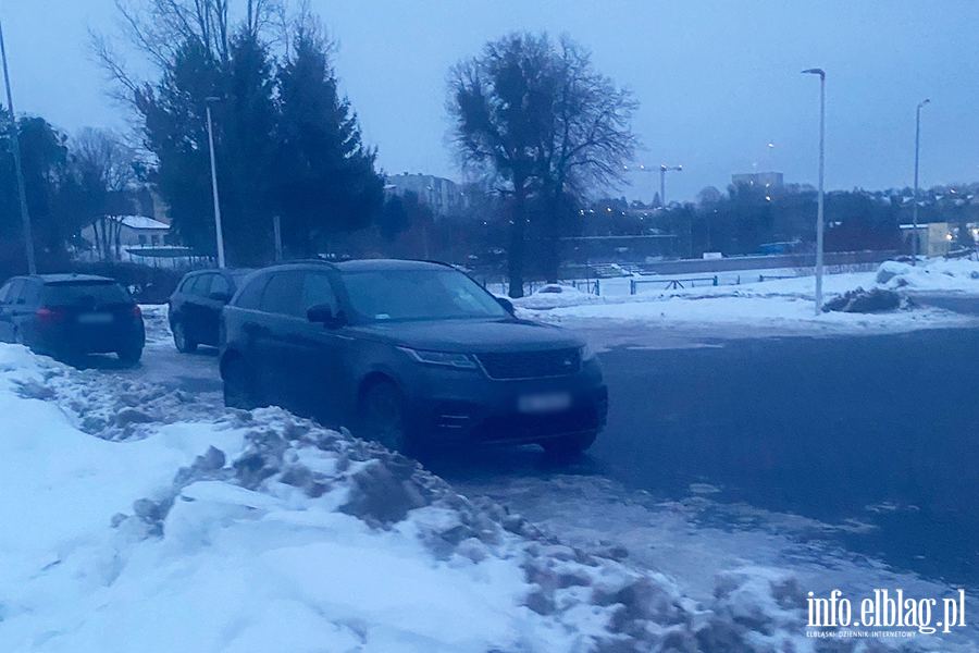 Mistrzowie Parkowania w Elbl�gu (cz�� 455), fot. 3