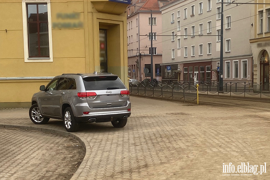 Mistrzowie Parkowania w Elbl�gu (cz�� 455), fot. 4