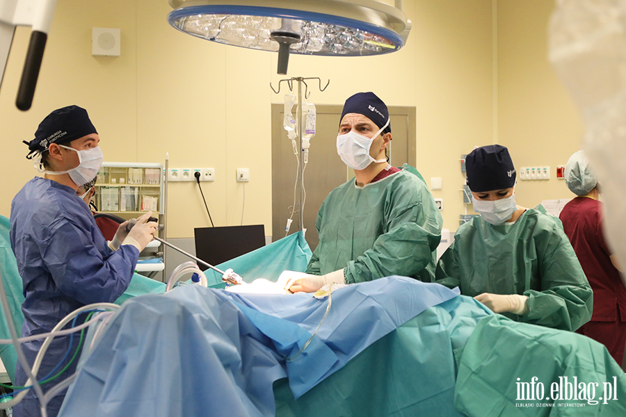 Zabieg z zakresu urologii, z wykorzystaniem robota, fot. 10