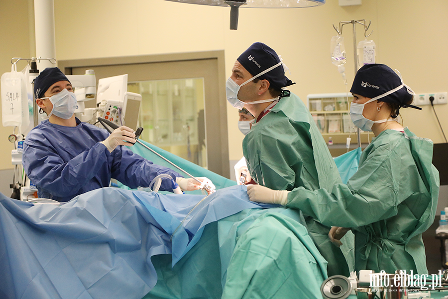 Zabieg z zakresu urologii, z wykorzystaniem robota, fot. 12