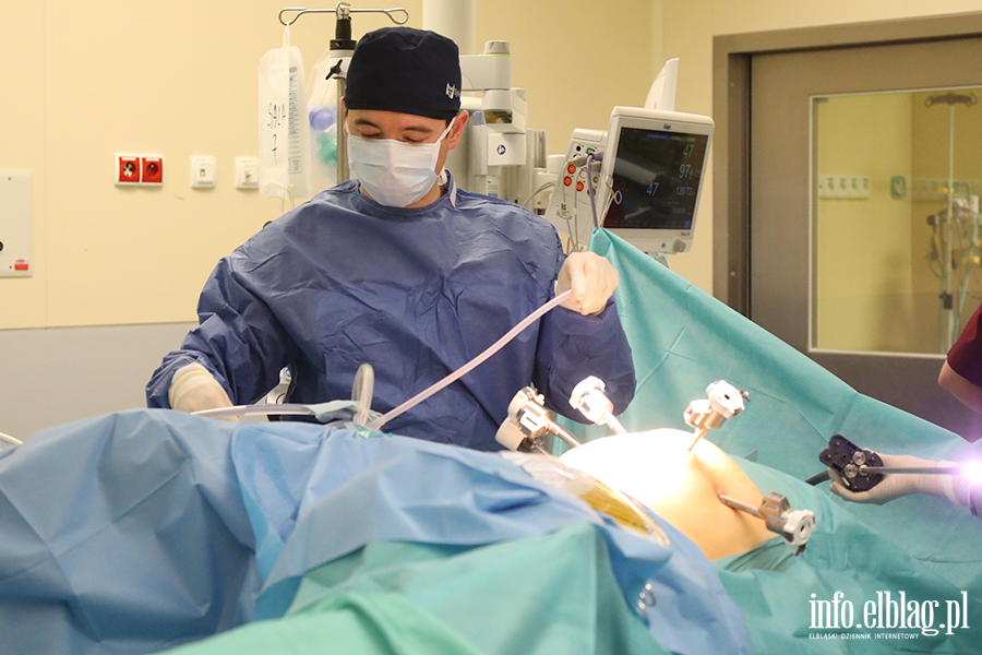 Zabieg z zakresu urologii, z wykorzystaniem robota, fot. 30
