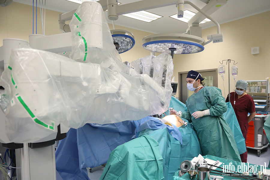 Zabieg z zakresu urologii, z wykorzystaniem robota, fot. 31
