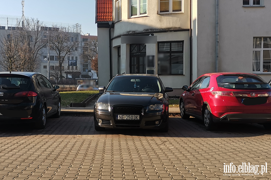 Mistrzowie Parkowania w Elbl�gu (cz�� 458), fot. 11