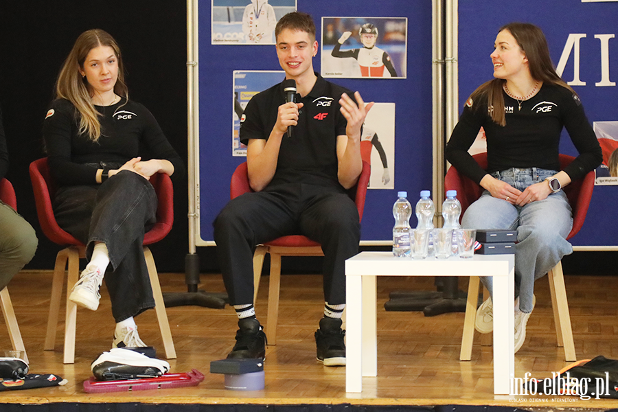 Spotkanie z uczestnikami Igrzysk Olimpijskich w Mediolanie w �y�wiarstwie szybkim i Short Tracku, fot. 8