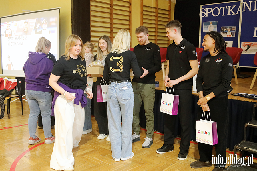 Spotkanie z uczestnikami Igrzysk Olimpijskich w Mediolanie w �y�wiarstwie szybkim i Short Tracku, fot. 41