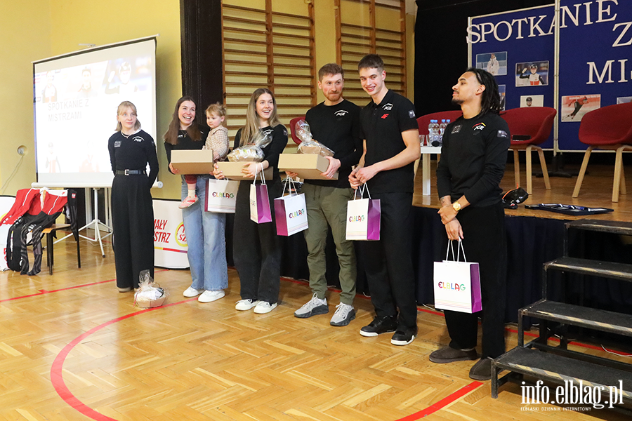 Spotkanie z uczestnikami Igrzysk Olimpijskich w Mediolanie w �y�wiarstwie szybkim i Short Tracku, fot. 43