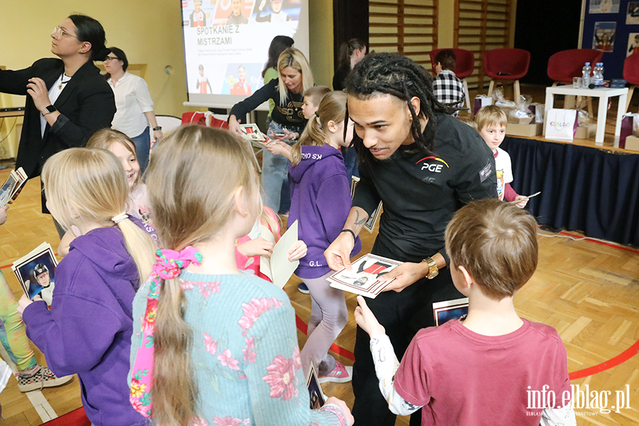 Spotkanie z uczestnikami Igrzysk Olimpijskich w Mediolanie w �y�wiarstwie szybkim i Short Tracku, fot. 52