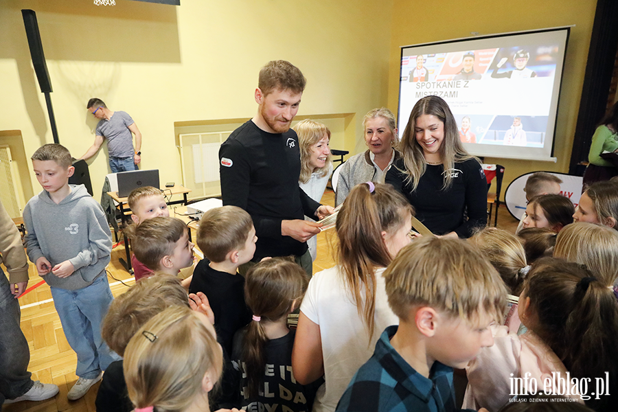 Spotkanie z uczestnikami Igrzysk Olimpijskich w Mediolanie w �y�wiarstwie szybkim i Short Tracku, fot. 54