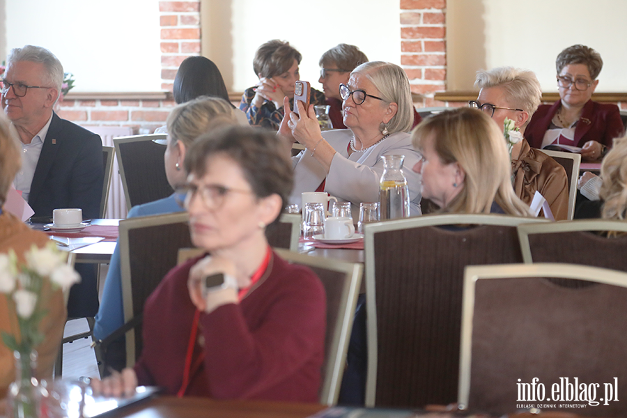 32.Okr�gowy zjazd piel�gniarek i po�o�nych w Elbl�gu, fot. 37