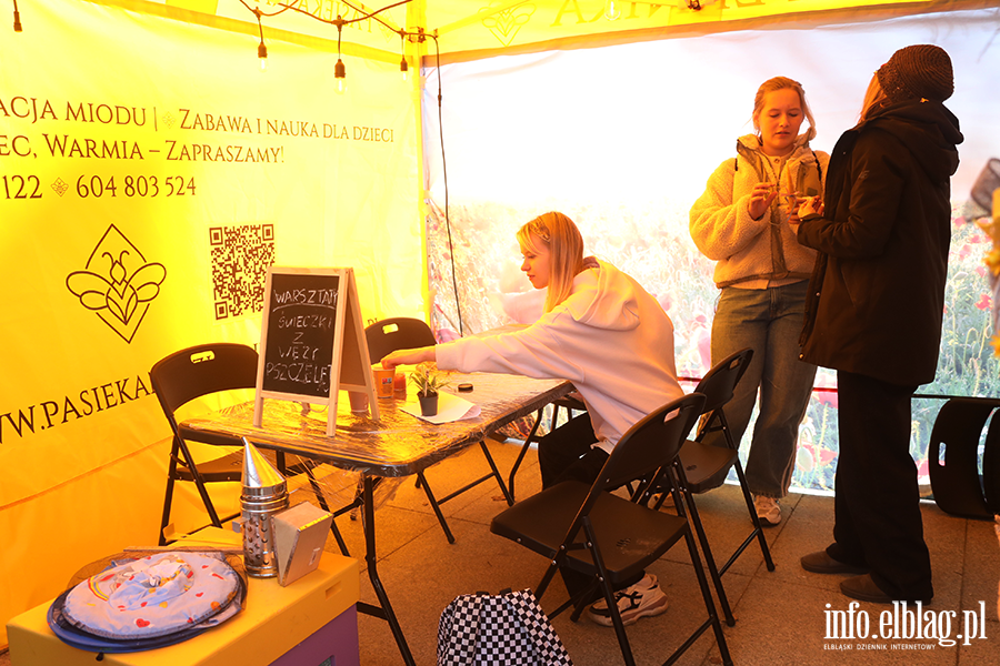 Nieziemsko Wielkanocny Kiermasz i kreatywne warsztaty, fot. 18