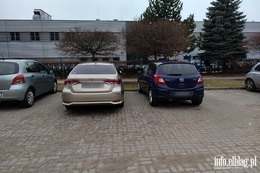 Mistrzowie Parkowania w Elbl�gu (cz�� 460), fot. 4