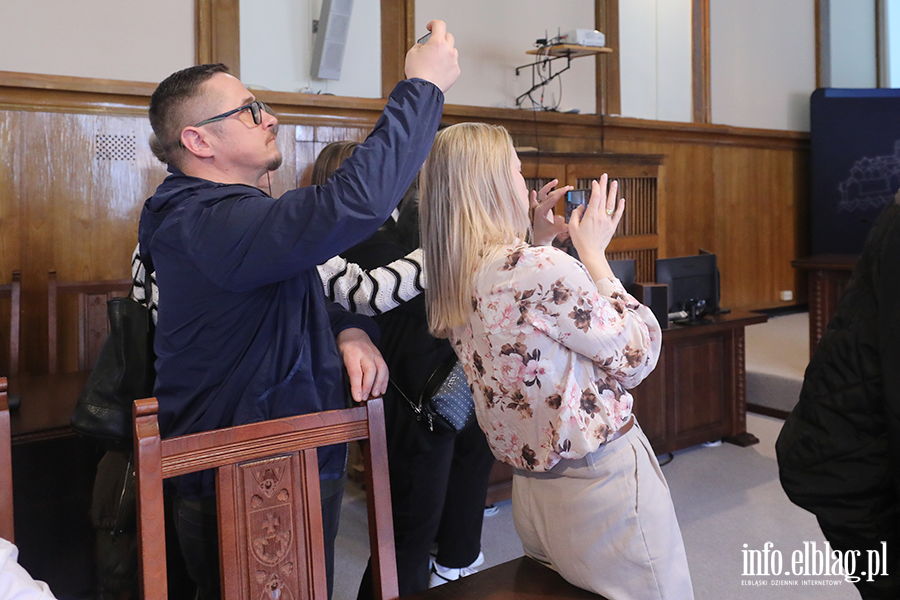 Wr�czenia stypendi�w dla uczni�w szk� podstawowych , fot. 23