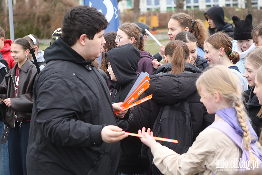 Akcja informacyjno-edukacyjna na temat bezpiecznego poruszania si� m�odzie�y w ruchu drogowym, fot. 19