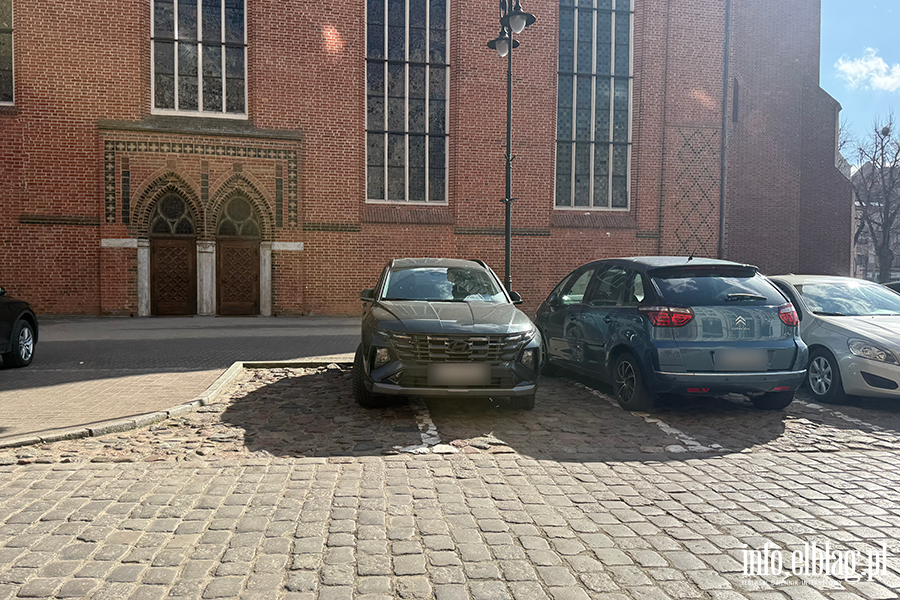 Mistrzowie Parkowania w Elbl�gu (cz�� 461), fot. 3