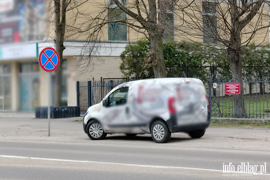 Mistrzowie Parkowania w Elbl�gu (cz�� 461), fot. 4