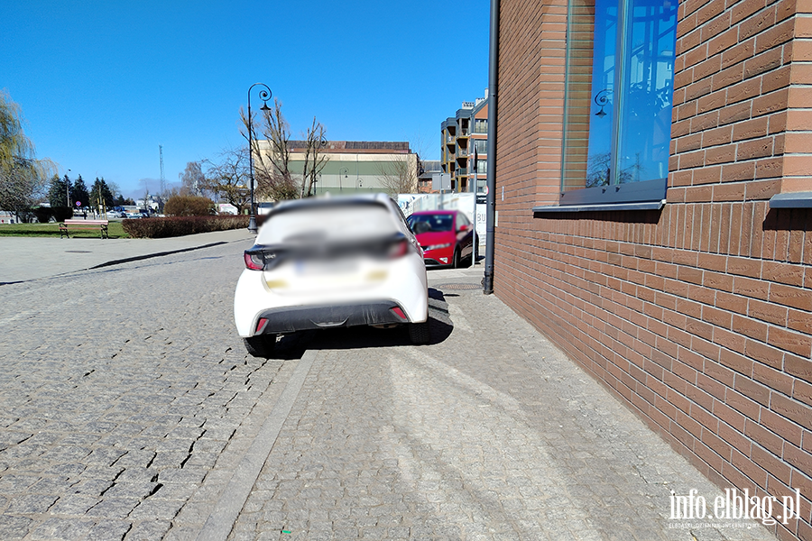 Mistrzowie Parkowania w Elbl�gu (cz�� 461), fot. 10