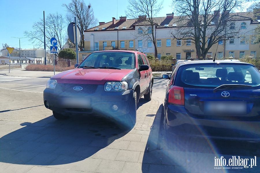 Mistrzowie Parkowania w Elbl�gu (cz�� 461), fot. 12