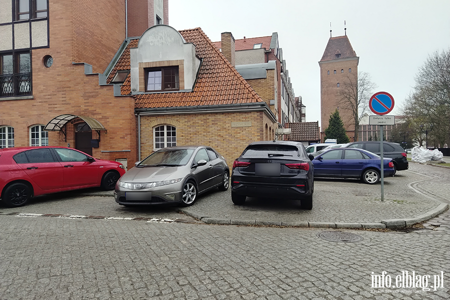 Mistrzowie Parkowania w Elbl�gu (cz�� 462), fot. 7