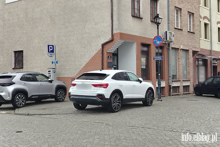 Mistrzowie Parkowania w Elbl�gu (cz�� 462), fot. 9