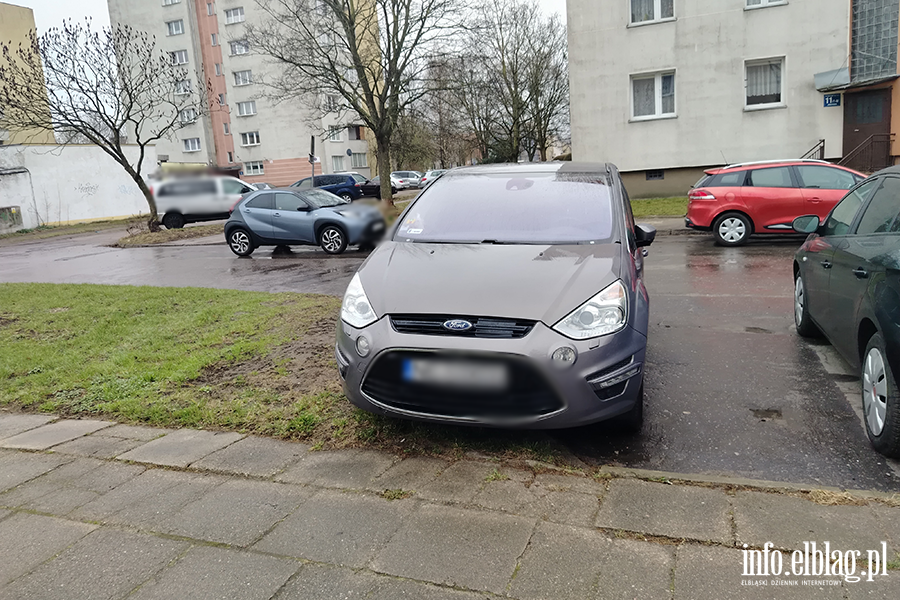 Mistrzowie Parkowania w Elbl�gu (cz�� 463), fot. 6