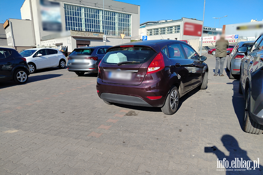 Mistrzowie Parkowania w Elbl�gu (cz�� 463), fot. 10