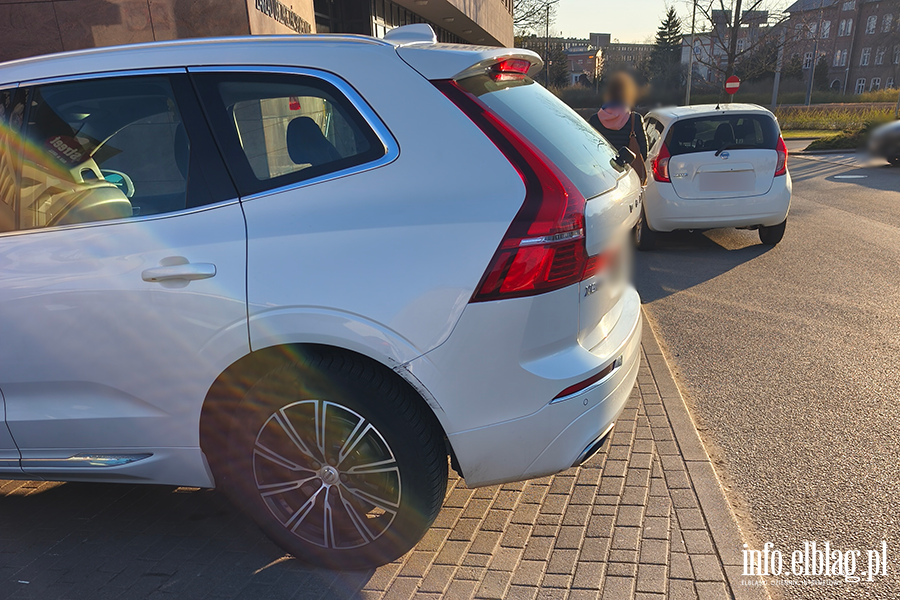 Mistrzowie Parkowania w Elbl�gu (cz�� 464)