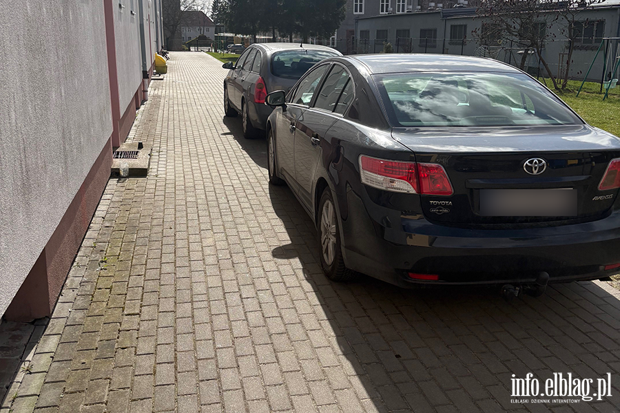 Mistrzowie Parkowania w Elbl�gu (cz�� 464), fot. 3