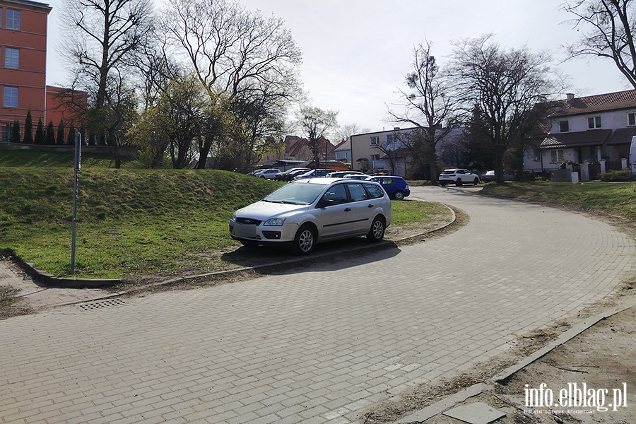 Mistrzowie Parkowania w Elbl�gu (cz�� 464), fot. 9