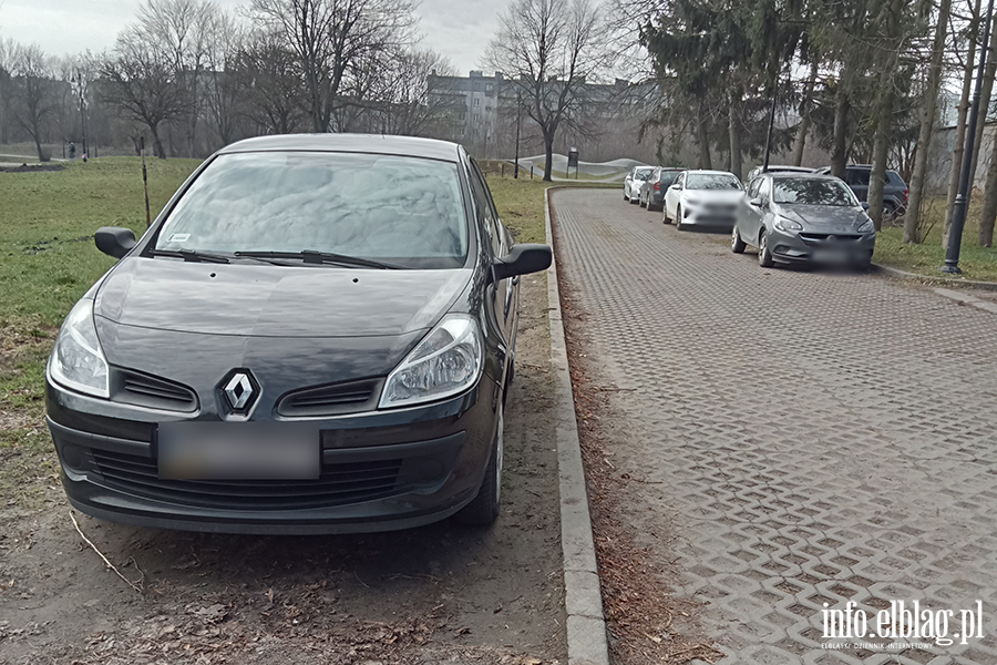 Mistrzowie Parkowania w Elbl�gu (cz�� 464), fot. 12