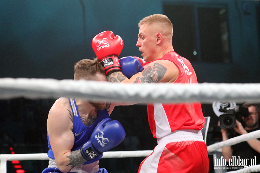 Elbl�g gospodarzem Suzuki Boxing Night, fot. 108