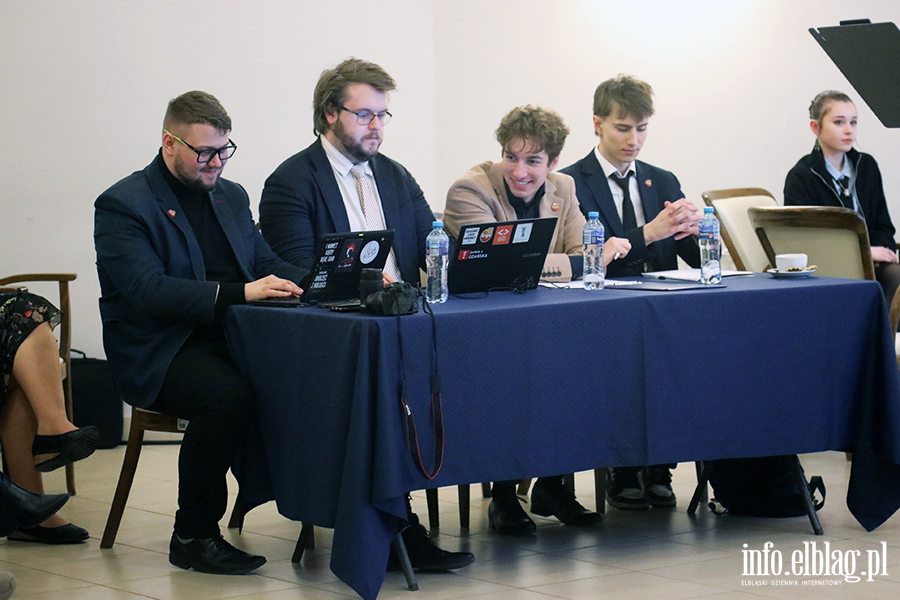 Mi�dzyszkolny Turniej Debat Oksfordzkich, fot. 3