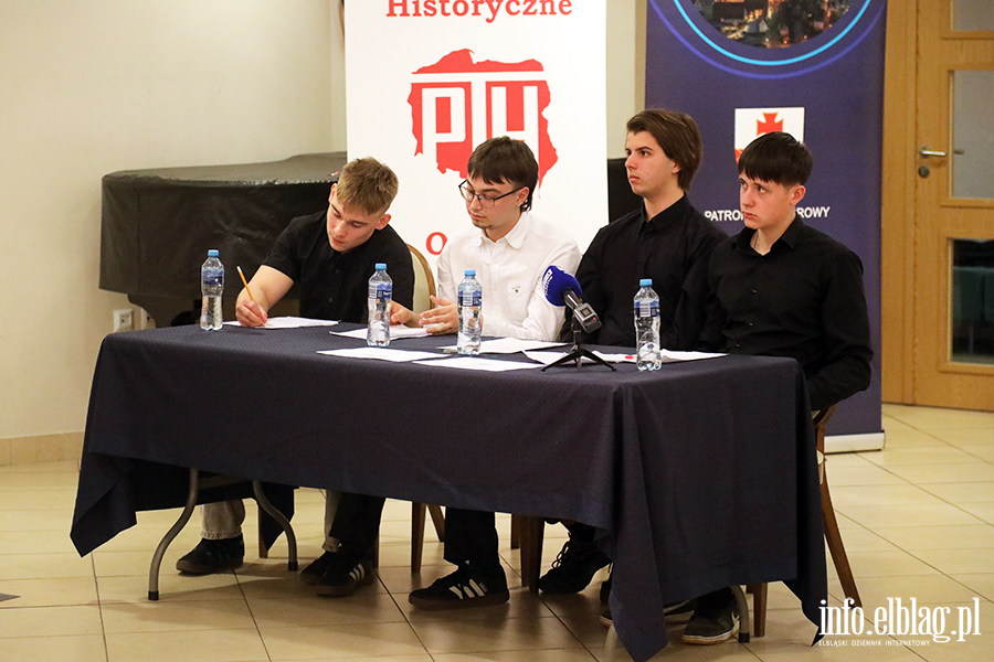 Mi�dzyszkolny Turniej Debat Oksfordzkich, fot. 12