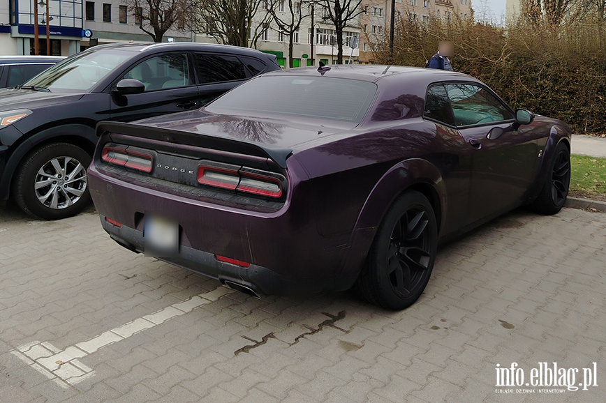 Mistrzowie Parkowania w Elbl�gu (cz�� 465), fot. 2