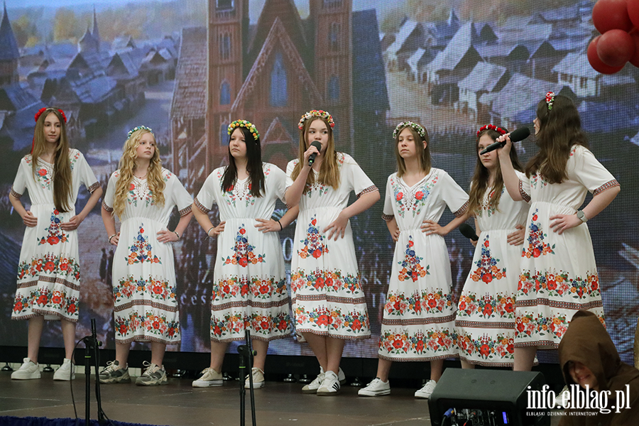 65-lecie szko�y podstawowej nr 18 im. Boles�awa Chrobrego w Elbl�gu, fot. 65