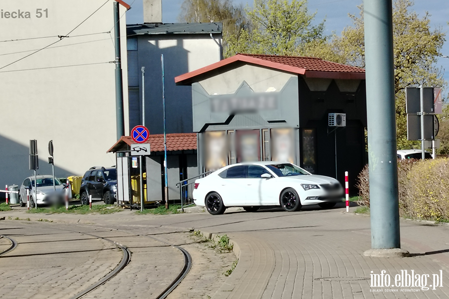 Mistrzowie Parkowania w Elbl�gu (cz�� 466), fot. 4