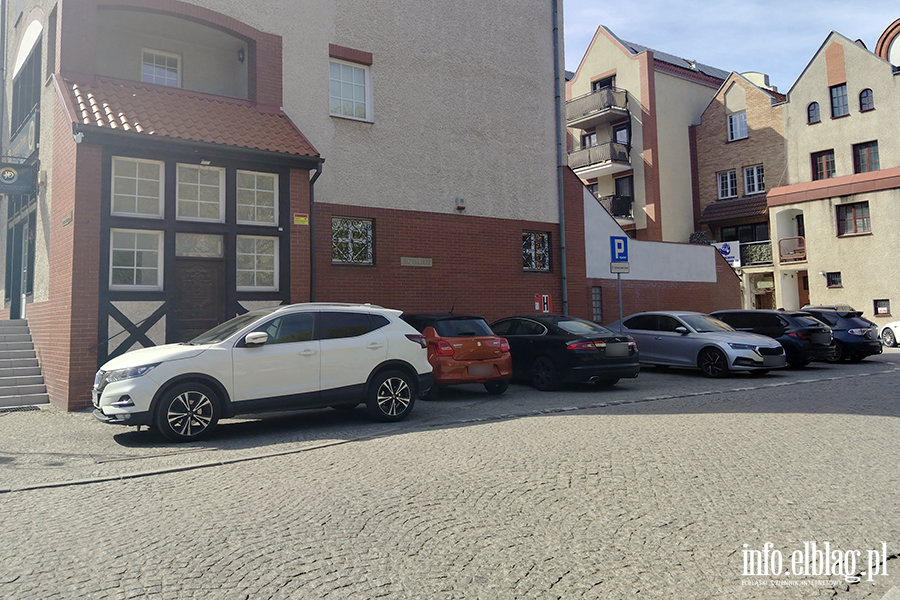 Mistrzowie Parkowania w Elbl�gu (cz�� 466), fot. 6