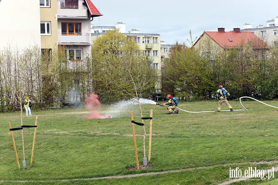 �wiczenia z zakresu ochrony ludno�ci i obrony cywilnej z udzia�em rzeczywistych si� i �rodk�w, fot. 15