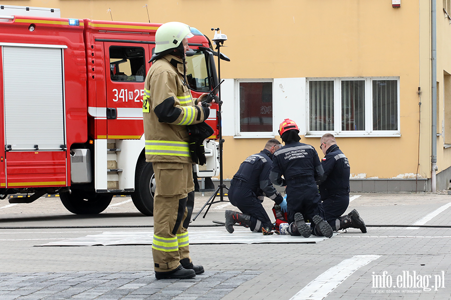 �wiczenia z zakresu ochrony ludno�ci i obrony cywilnej z udzia�em rzeczywistych si� i �rodk�w, fot. 75