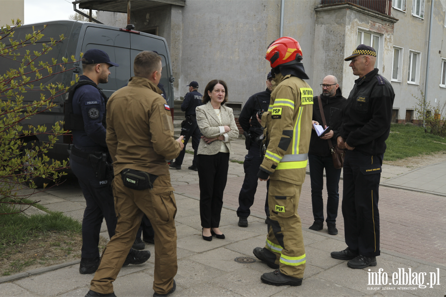 �wiczenia z zakresu ochrony ludno�ci i obrony cywilnej z udzia�em rzeczywistych si� i �rodk�w, fot. 106