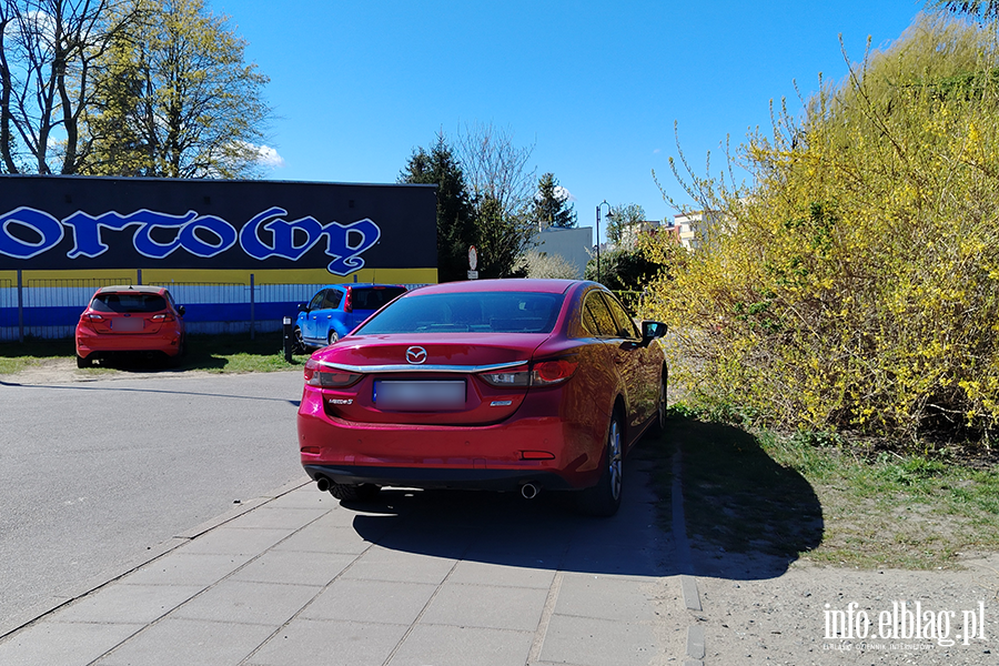 Mistrzowie Parkowania w Elbl�gu (cz�� 467), fot. 11