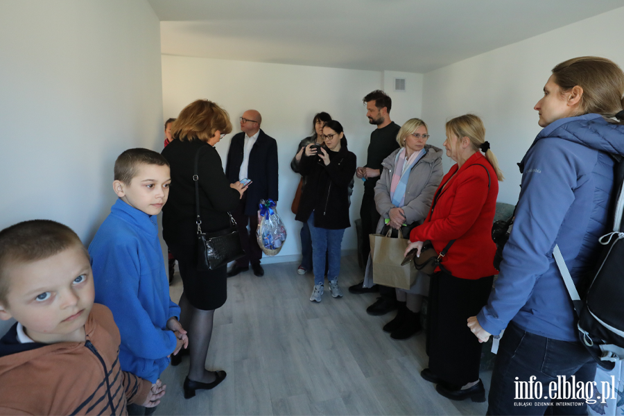 Nowy dom dla pani Justyny i dzieci. Wsp�lna akcja odmieni�a �ycie rodziny (zdj�cia!), fot. 12