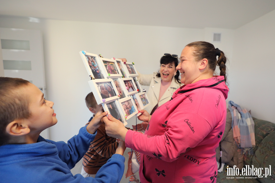 Nowy dom dla pani Justyny i dzieci. Wsp�lna akcja odmieni�a �ycie rodziny (zdj�cia!), fot. 22