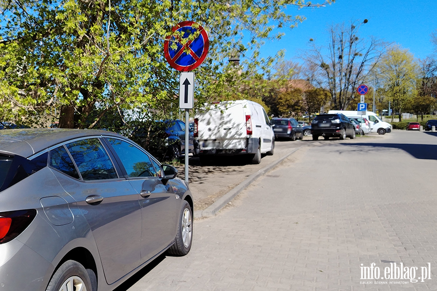 Mistrzowie Parkowania w Elbl�gu (cz�� 468), fot. 7