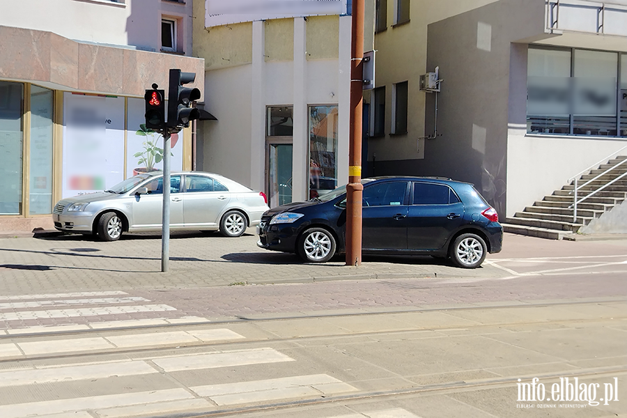 Mistrzowie Parkowania w Elbl�gu (cz�� 468), fot. 9