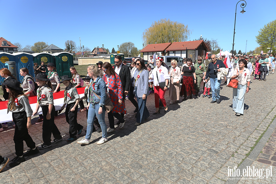 Tak Elbl�g �wi�towa� Dzie� Flagi. Zobacz przemarsz z bia�o-czerwon�, fot. 18