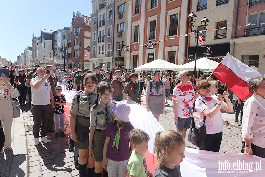 Tak Elbl�g �wi�towa� Dzie� Flagi. Zobacz przemarsz z bia�o-czerwon�, fot. 62