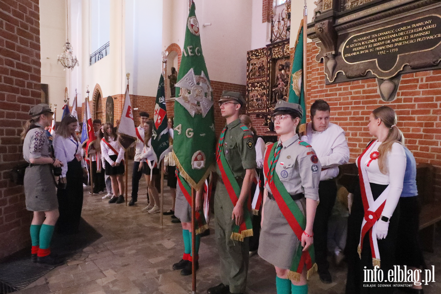 Patriotyczne obchody 3 maja w Elbl�gu. Msza �wi�ta w katedrze, fot. 2