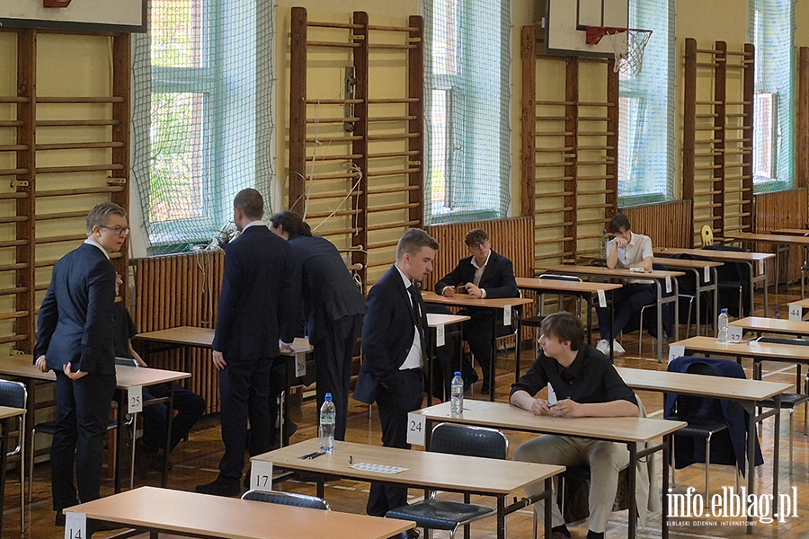 W Elbl�gu ok. 1300 os�b rozpocz�o maturalny maraton, fot. 6